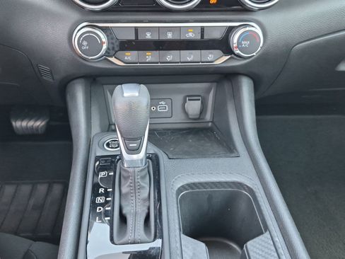 Used 2025 Nissan Sentra S FWD image 25
