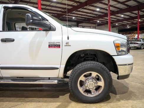 Used 2007 Dodge Ram 2500 Truck SLT w/ Quad Cab Big Horn Value Group image 11