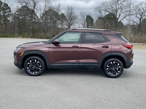 Used 2023 Chevrolet TrailBlazer LT image 4