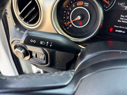 Used 2020 Jeep Wrangler Sport AWD/4WD image 16