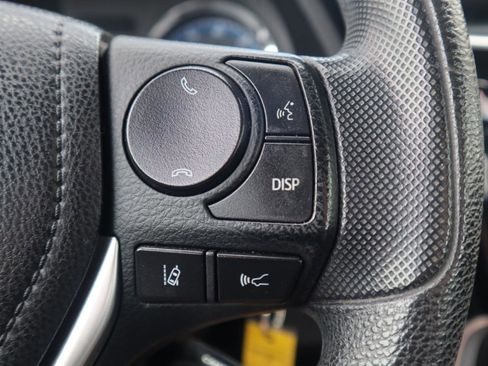 Used 2017 Toyota Corolla L FWD image 48