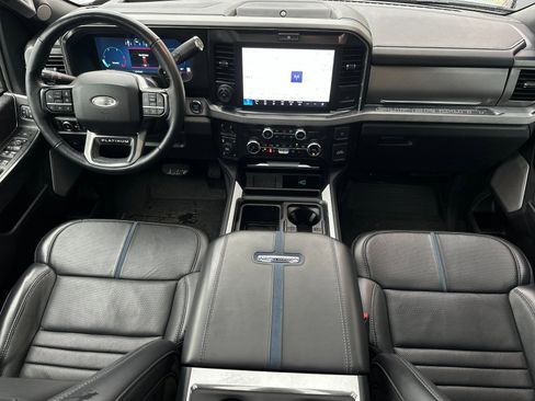 Used 2025 Ford F350 Platinum image 12