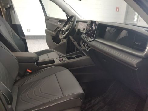 New 2026 Volkswagen Tiguan SE AWD/4WD image 20