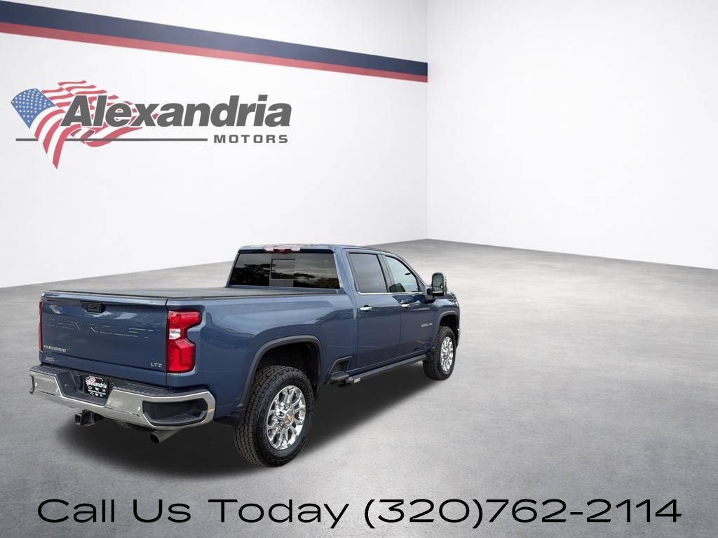 Used 2024 Chevrolet Silverado 3500 LTZ w/ LTZ Plus Package AWD/4WD image 7