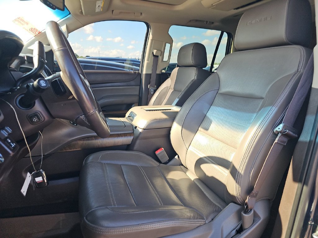 Used 2018 GMC Yukon Denali w/ Denali Ultimate Package RWD image 7