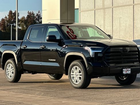 New 2026 Toyota Tundra SR5 image 2