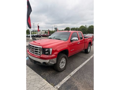 Used 2010 GMC Sierra 1500 SLE w/ Power Pack Plus AWD/4WD image 2