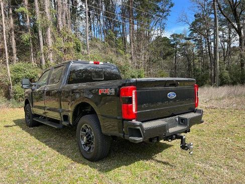 Used 2023 Ford F250 Lariat w/ Lariat Ultimate Package image 5