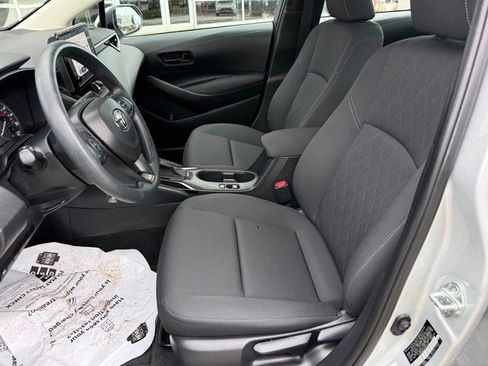 Used 2023 Toyota Corolla LE image 16