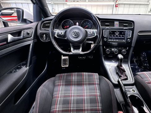 Used 2016 Volkswagen GTI S FWD image 11