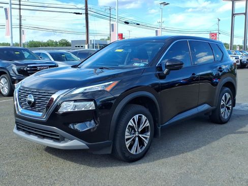 Used 2021 Nissan Rogue SV AWD/4WD image 8