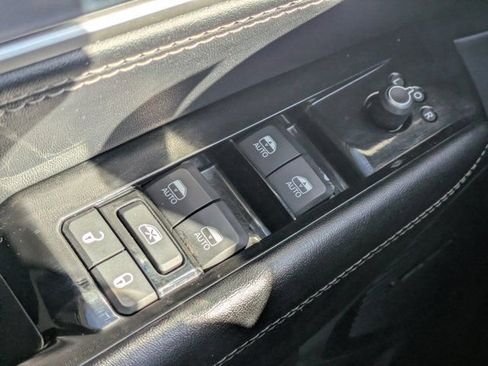 Used 2022 Jeep Wagoneer Series II AWD/4WD image 20