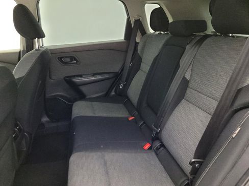 Used 2021 Nissan Rogue S image 18