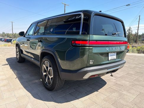 Used 2024 Rivian R1S Adventure Dual AWD/4WD image 6