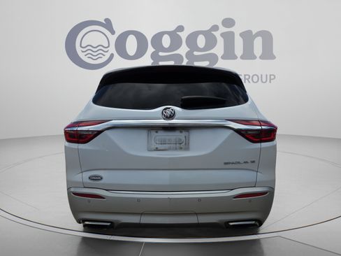 Used 2019 Buick Enclave Essence w/ Trailering Package, 5000 lbs. FWD image 4