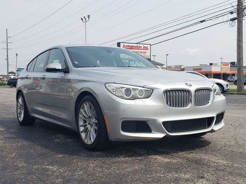 Used 2014 BMW 550i Gran Turismo xDrive AWD/4WD image 4