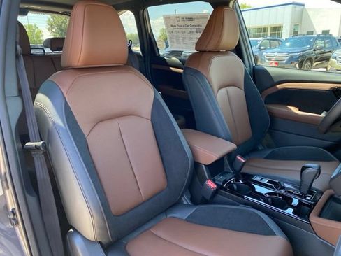 New 2026 Subaru Forester Touring AWD/4WD image 9