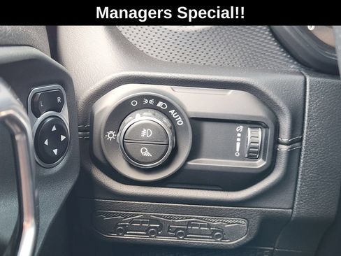 Used 2024 Jeep Gladiator Mojave w/ Safety Group AWD/4WD image 25