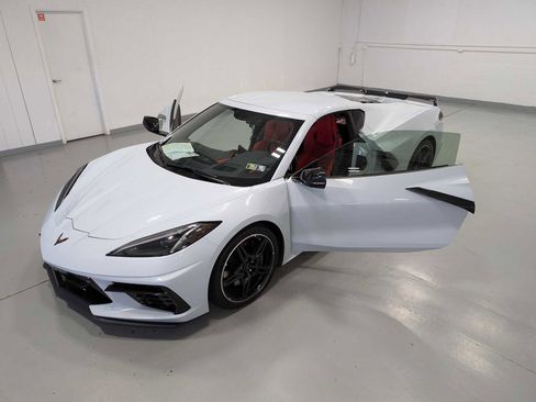 Used 2020 Chevrolet Corvette Stingray Preferred Cpe w/ 2LT Preferred Equipment Group image 15