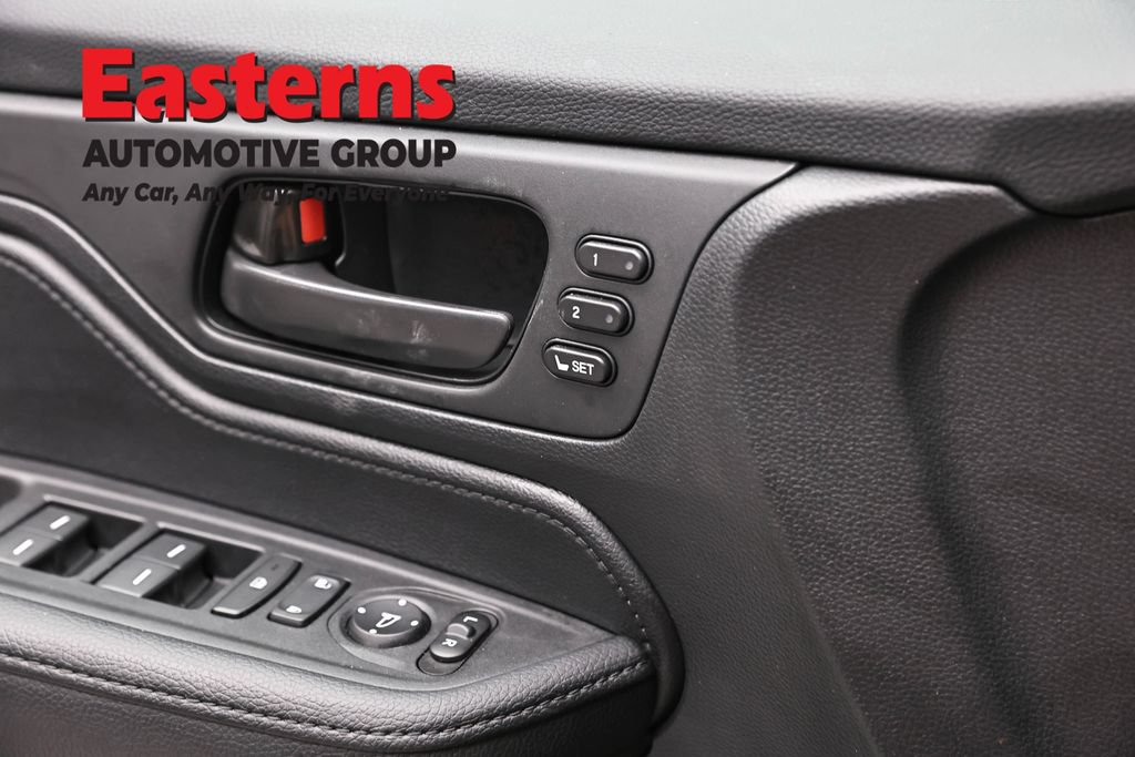 Used 2025 Honda Odyssey Sport-L image 21