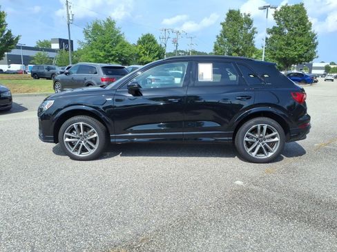 Used 2025 Audi Q3 2.0T Premium w/ Convenience Package AWD/4WD image 9