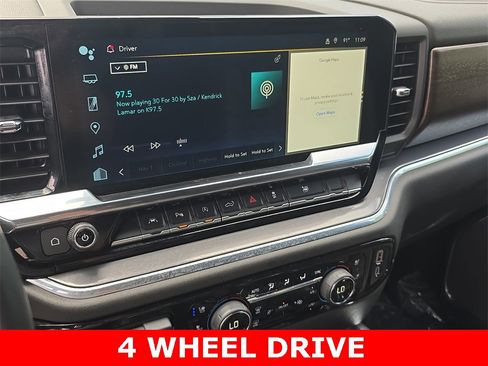 Used 2024 Chevrolet Silverado 1500 High Country w/ High Country Premium Package image 19