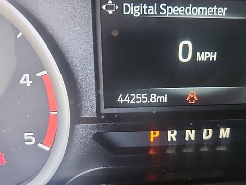 Used 2021 Ford F250 XL w/ STX Appearance Package AWD/4WD image 2