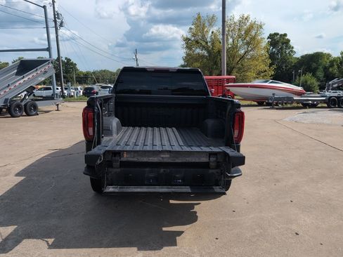 Used 2021 GMC Sierra 1500 AT4 w/ AT4 Preferred Package AWD/4WD image 11