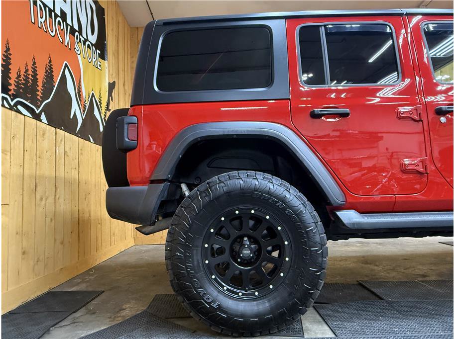 Used 2018 Jeep Wrangler Unlimited Sport S AWD/4WD image 6