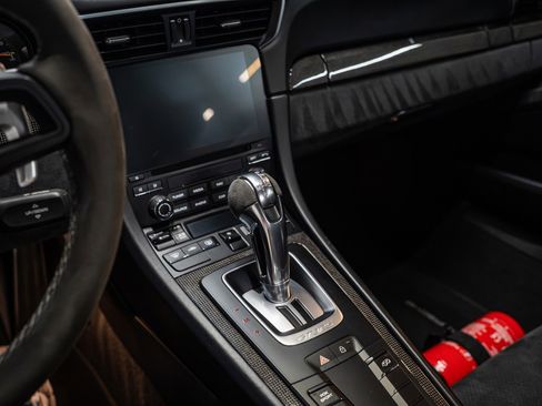 Used 2019 Porsche 911 GT3 RS image 31