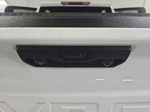 Used 2023 Chevrolet Silverado 1500 LT image 18