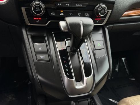 Used 2018 Honda CR-V Touring image 25