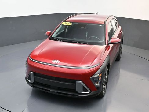 Certified 2025 Hyundai Kona SEL FWD image 20