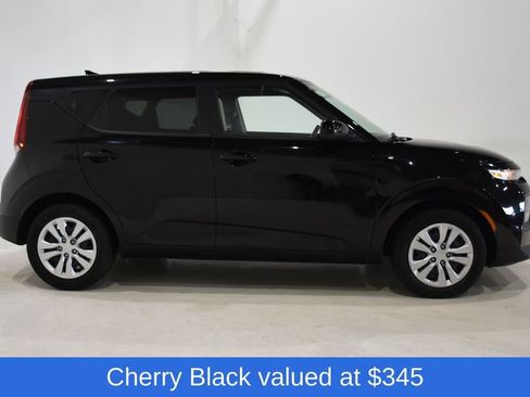 Used 2020 Kia Soul LX image 3