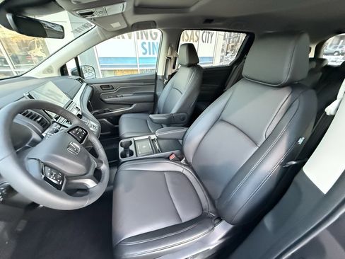 New 2026 Honda Odyssey EX-L image 8