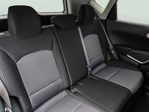 Certified 2025 Kia Soul LX w/ LX Technology Package FWD image 15