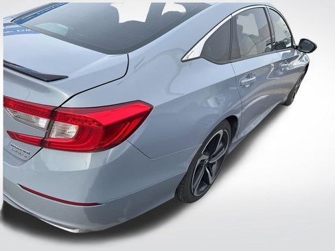 Used 2022 Honda Accord Sport image 4