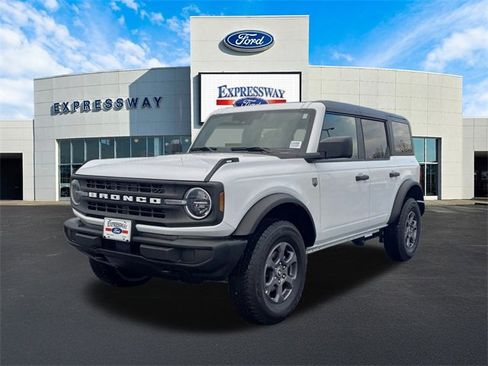 Used 2025 Ford Bronco Big Bend image 2