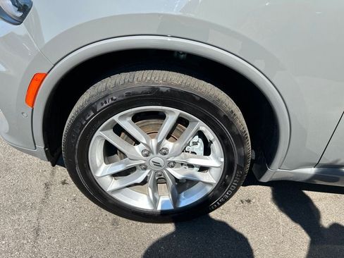 Used 2025 Dodge Durango GT AWD/4WD image 36