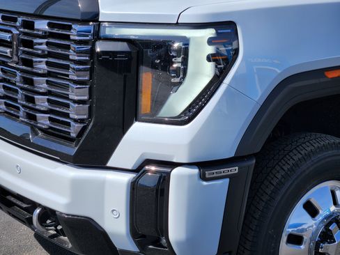 New 2026 GMC Sierra 3500 Denali Ultimate image 6