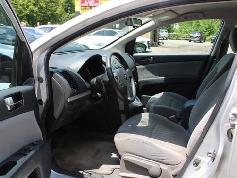 Used 2012 Nissan Sentra 2.0 SR FWD image 22