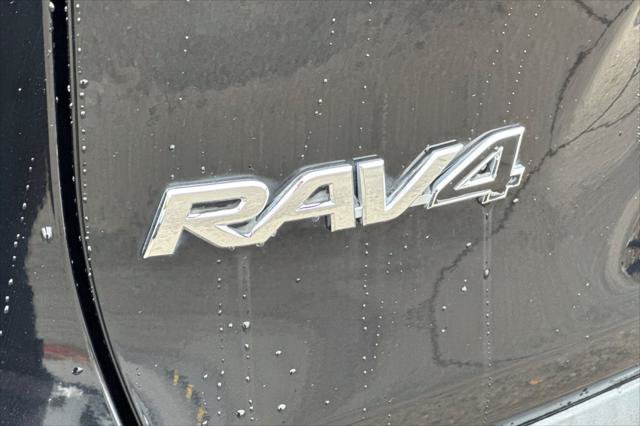 Certified 2024 Toyota RAV4 LE AWD/4WD image 30