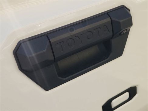 Used 2025 Toyota Tacoma SR5 image 28
