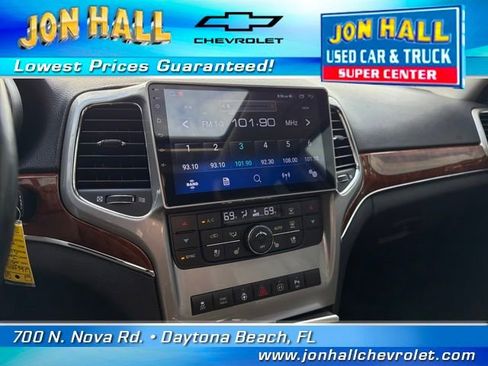 Used 2011 Jeep Grand Cherokee Limited w/ Luxury Group II image 26