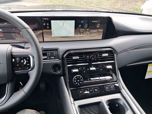 New 2025 Nissan Armada PRO-4X image 19