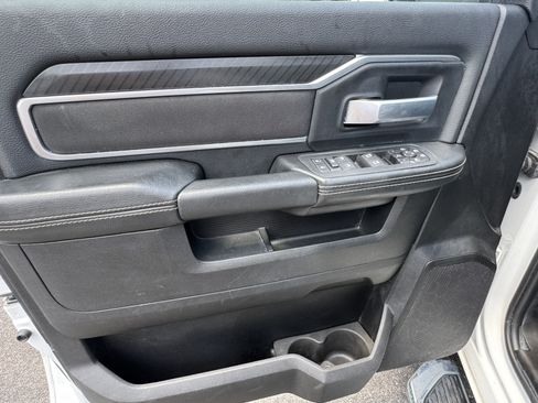 Used 2025 RAM 2500 Big Horn AWD/4WD image 11