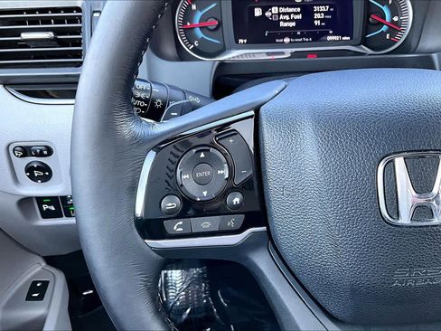 Used 2020 Honda Pilot Elite image 24