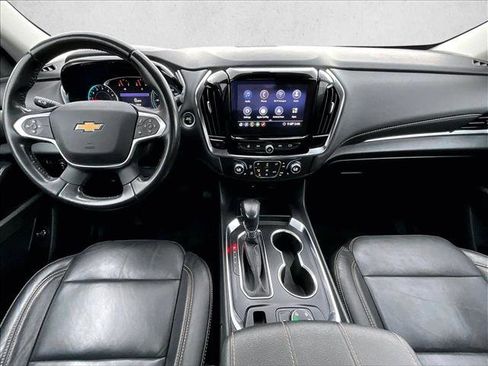 Certified 2021 Chevrolet Traverse LT image 16