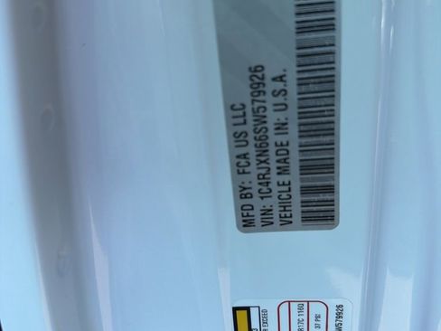 Certified 2025 Jeep Wrangler Unlimited Sport S 4xe AWD/4WD image 19