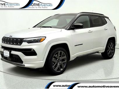 Used 2025 Jeep Compass Limited w/ High Altitude Package